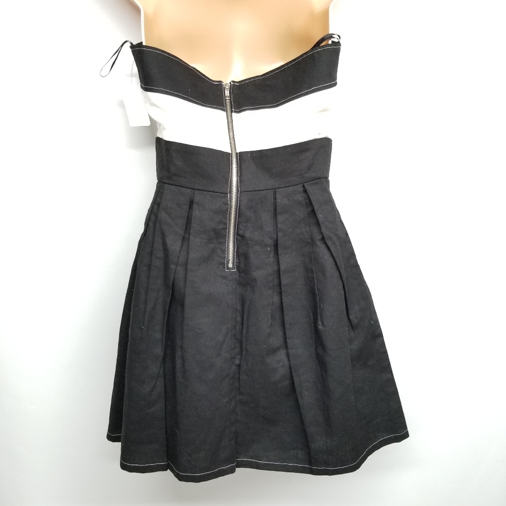 Charlotte Russe Strapless Linen Tube Dress - Picture 5 of 6